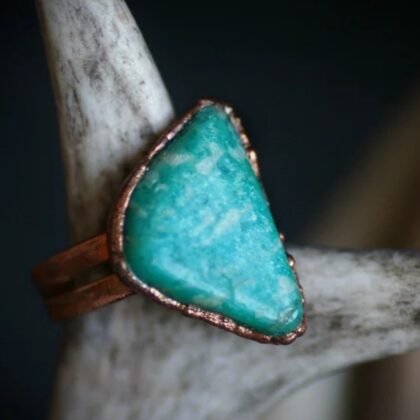 Ammonite Crystal Copper Ring – Geometric Gemstone Jewellery for Healing & Energy